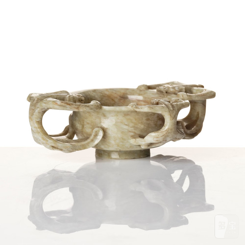 A large 'chicken-bone' jade chilong cup, - 图10